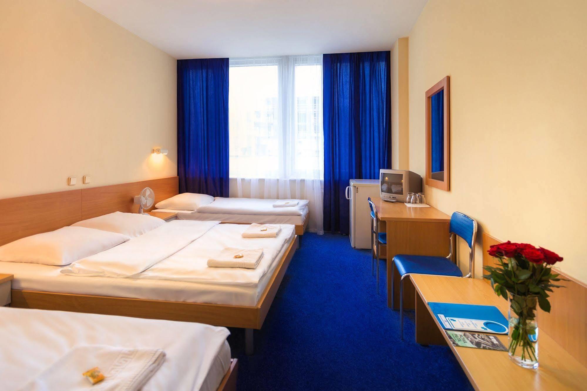 Dom Turystyczny Indigo Pansiyon Krakow Dış mekan fotoğraf